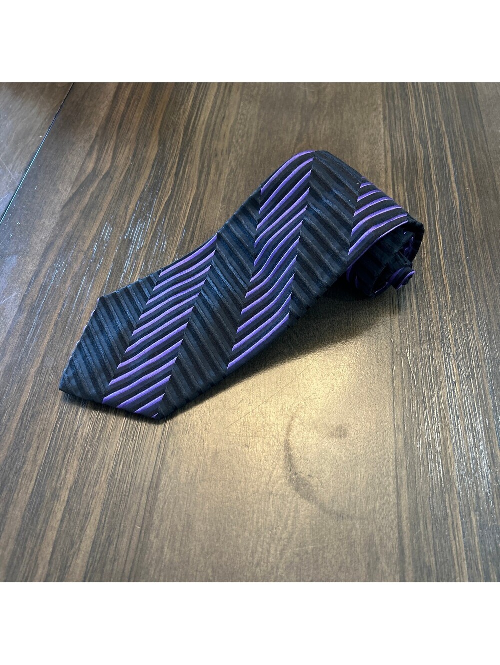 Vintage Filo A' Mano by Tom James 100% Silk Geometric Striped Tie Black Purple